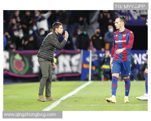 维尼修斯在赛场上的闪耀瞬间回顾那些令人难忘的比赛时刻