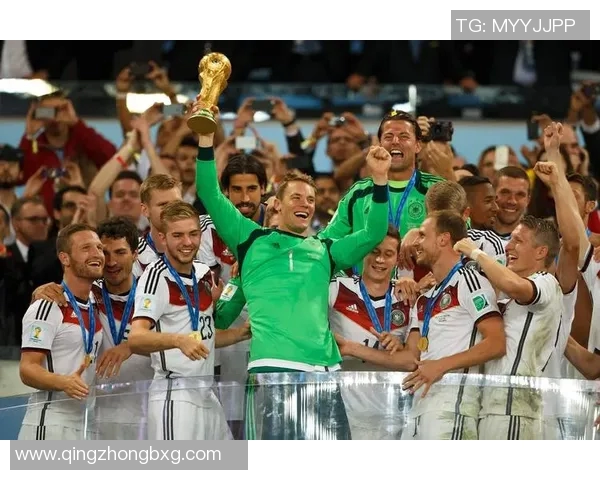 德国足球明星格的辉煌历程与对足球的深远影响解析