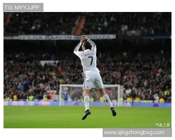 摇头足球明星车摆件让你的爱车瞬间充满活力与个性